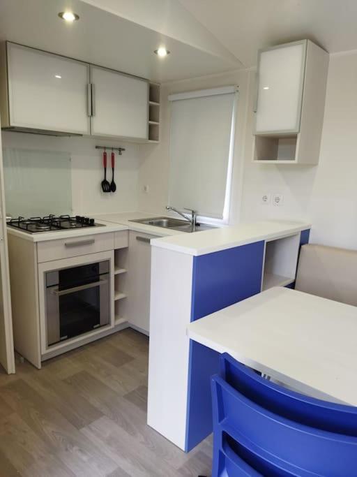 Mobile Home Saint-Christol-lès-Alès Eksteriør billede